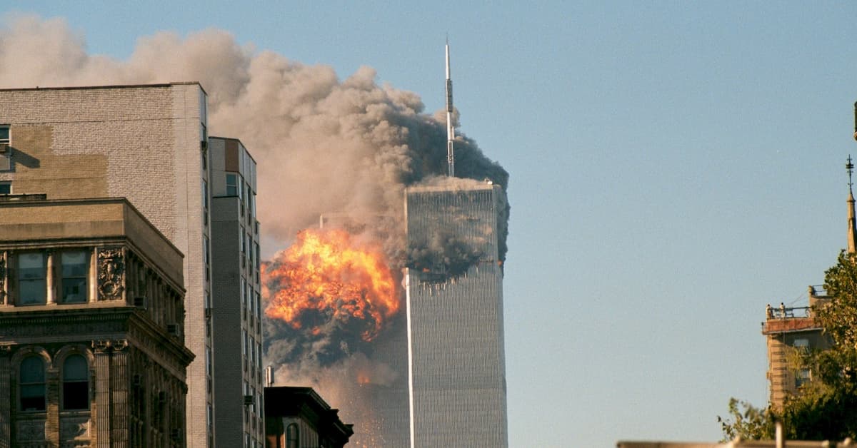 both towers hit on 9 11