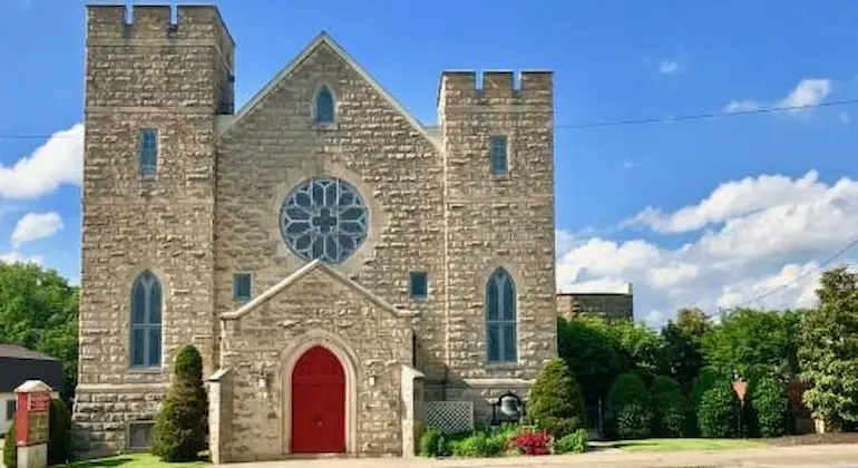 First Presbyterian Church in Harrisburg, Illinois
